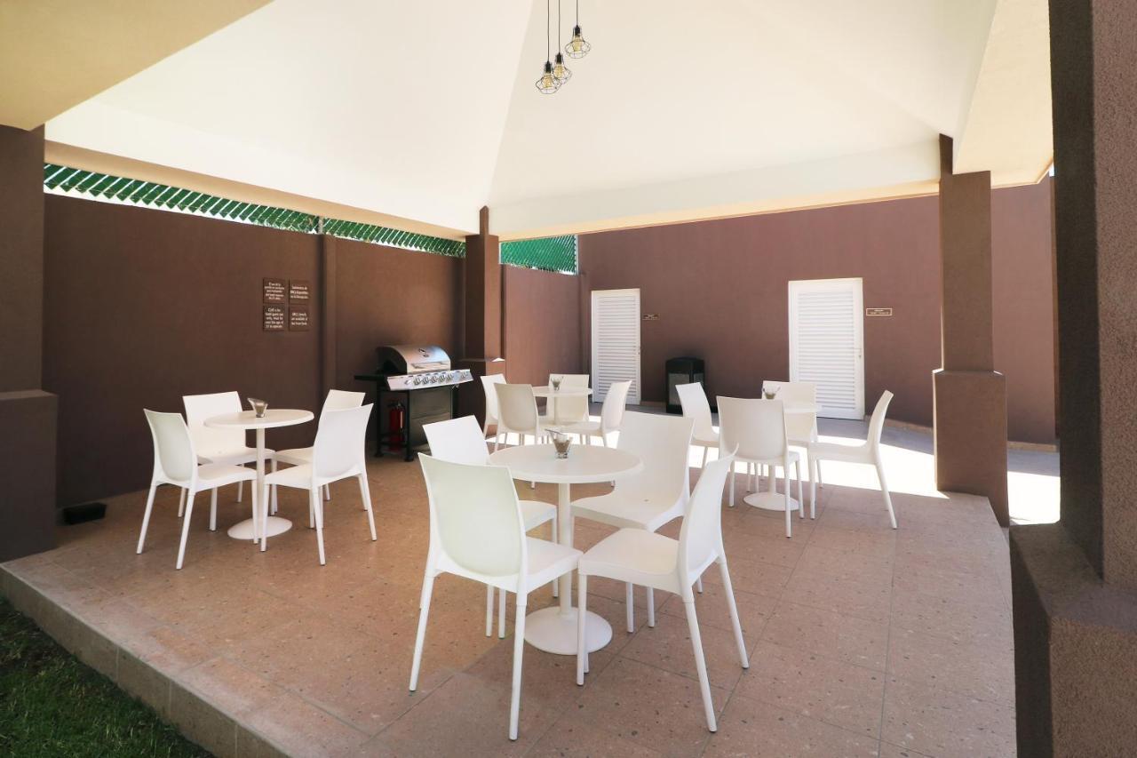 Candlewood Suites - Celaya By Ihg Exterior foto