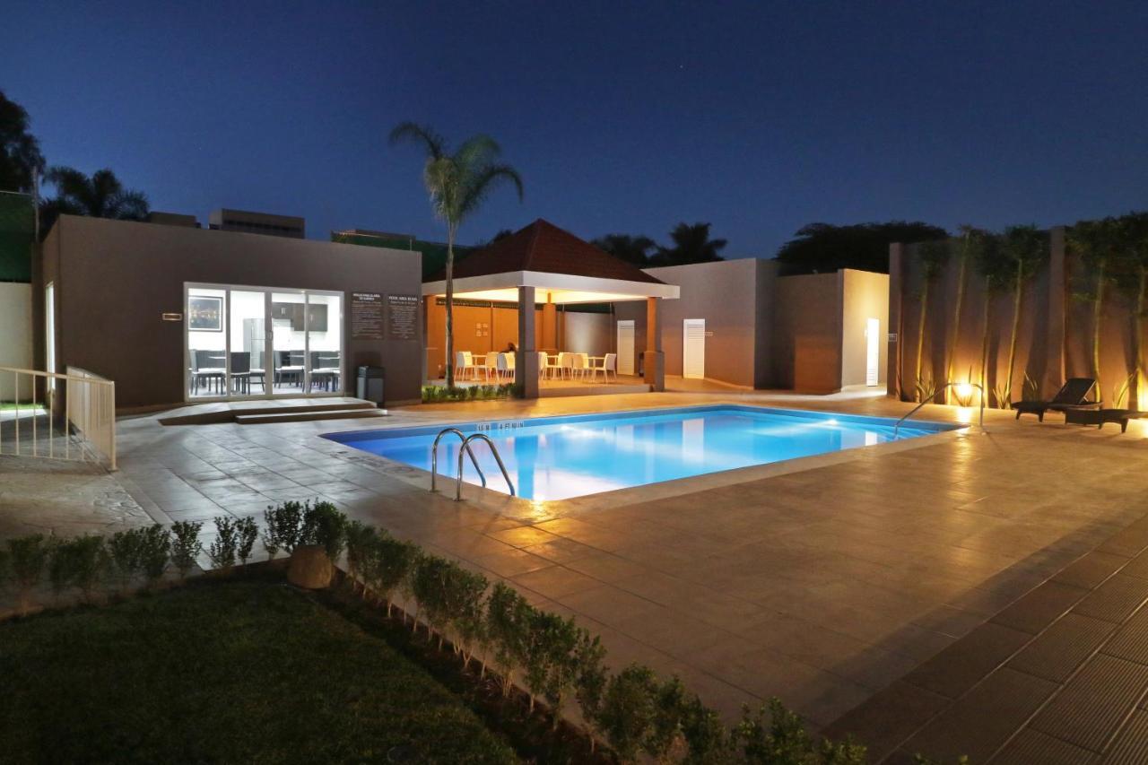 Candlewood Suites - Celaya By Ihg Exterior foto