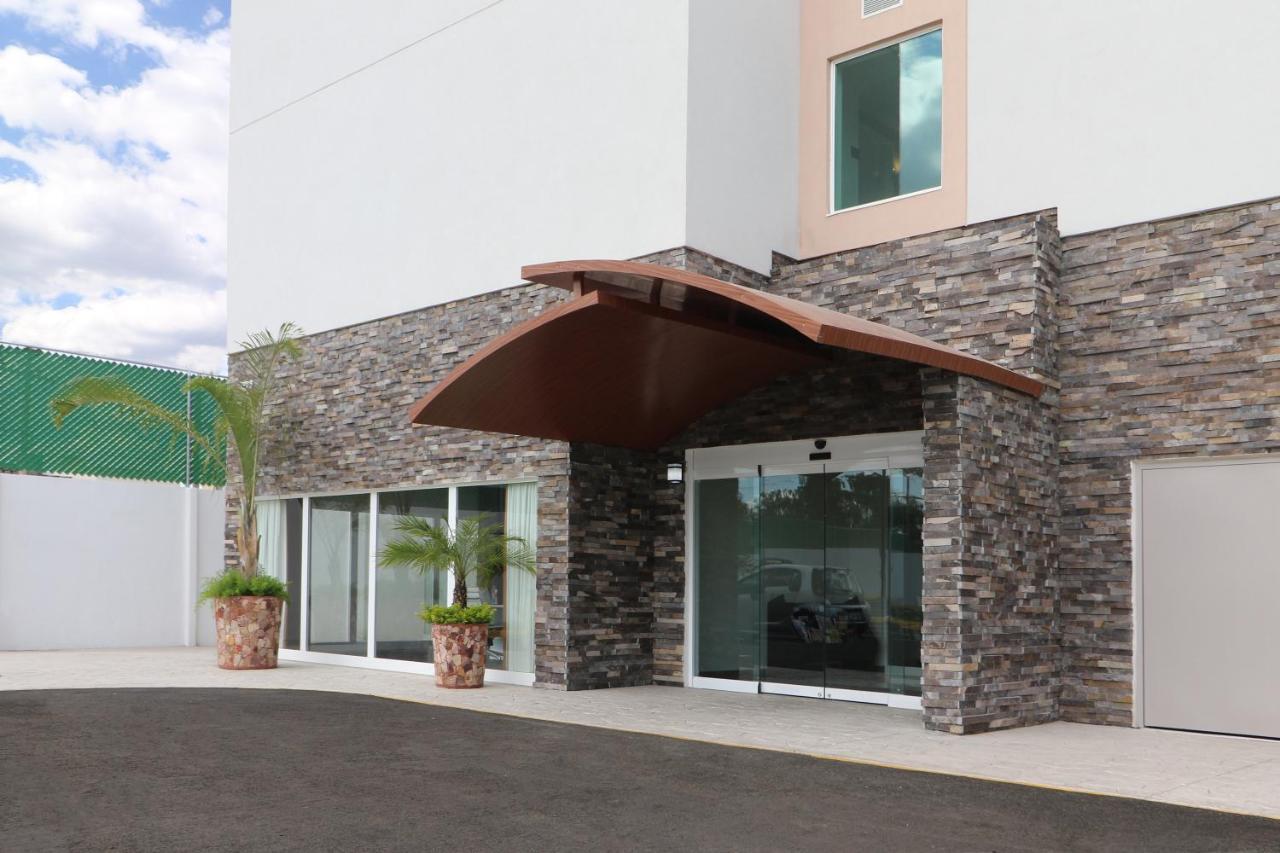 Candlewood Suites - Celaya By Ihg Exterior foto