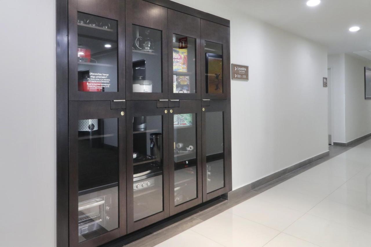 Candlewood Suites - Celaya By Ihg Exterior foto