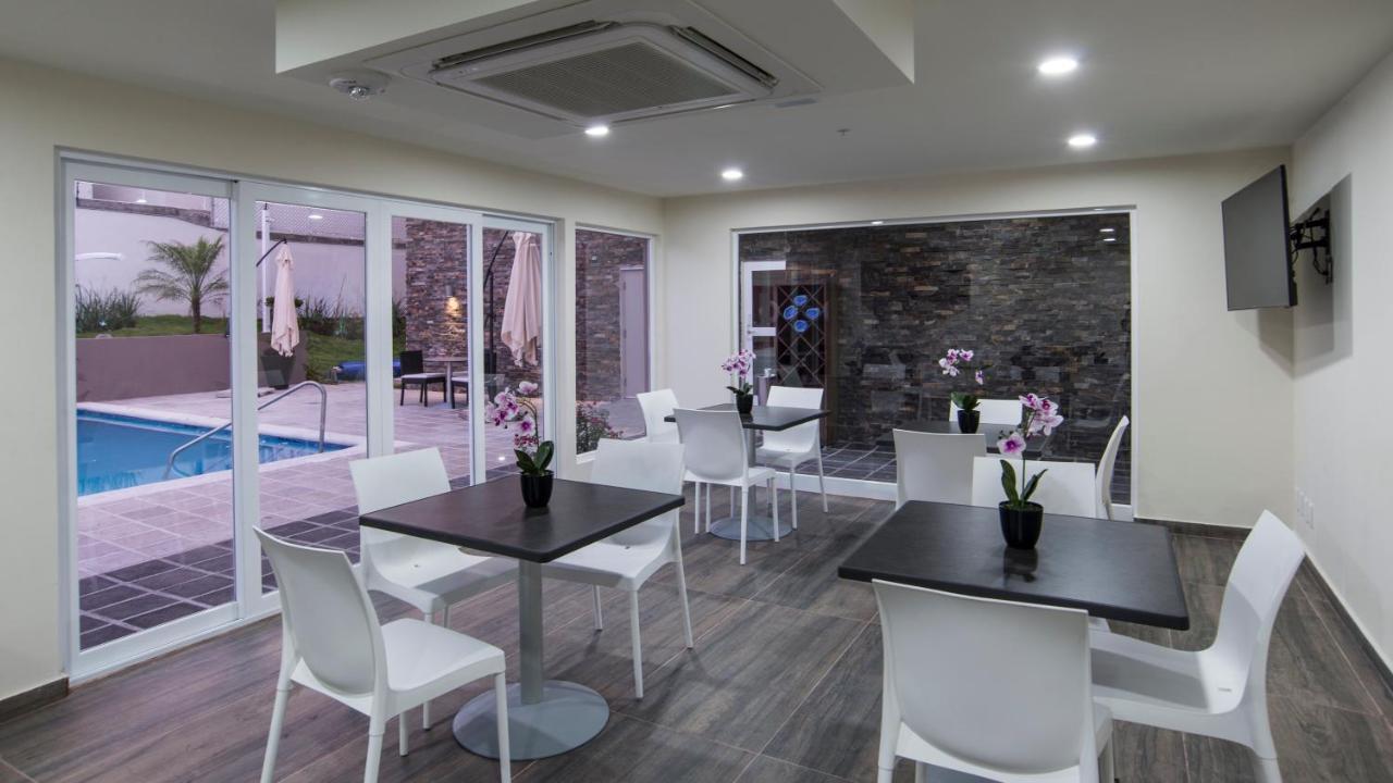 Candlewood Suites - Celaya By Ihg Exterior foto